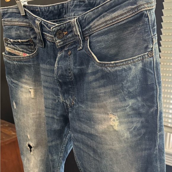 Diesel Safado Regular Slim Straight Jeans
Blue
32 L
32 W - Picture 4 of 5